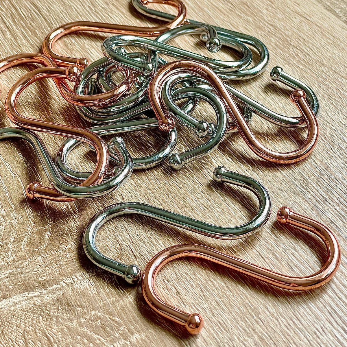 S Shaped Hook. Silver or Copper colour.