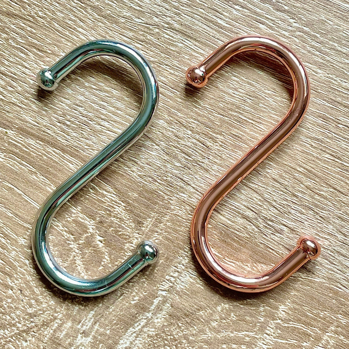 S Shaped Hook. Silver or Copper colour.