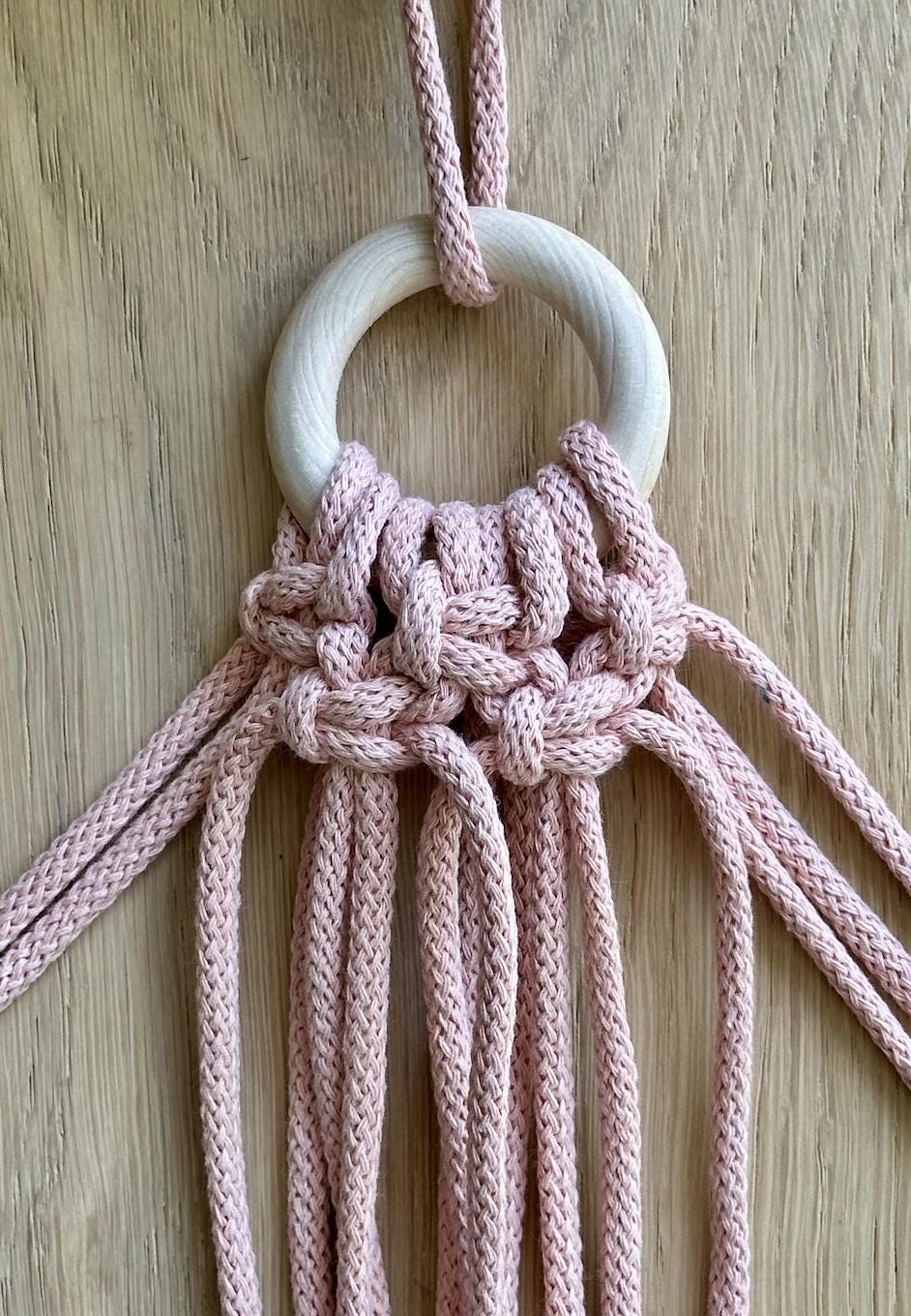 Macrame Plant Hanger Printable PDF Pattern - Beginners to Intermediate Level