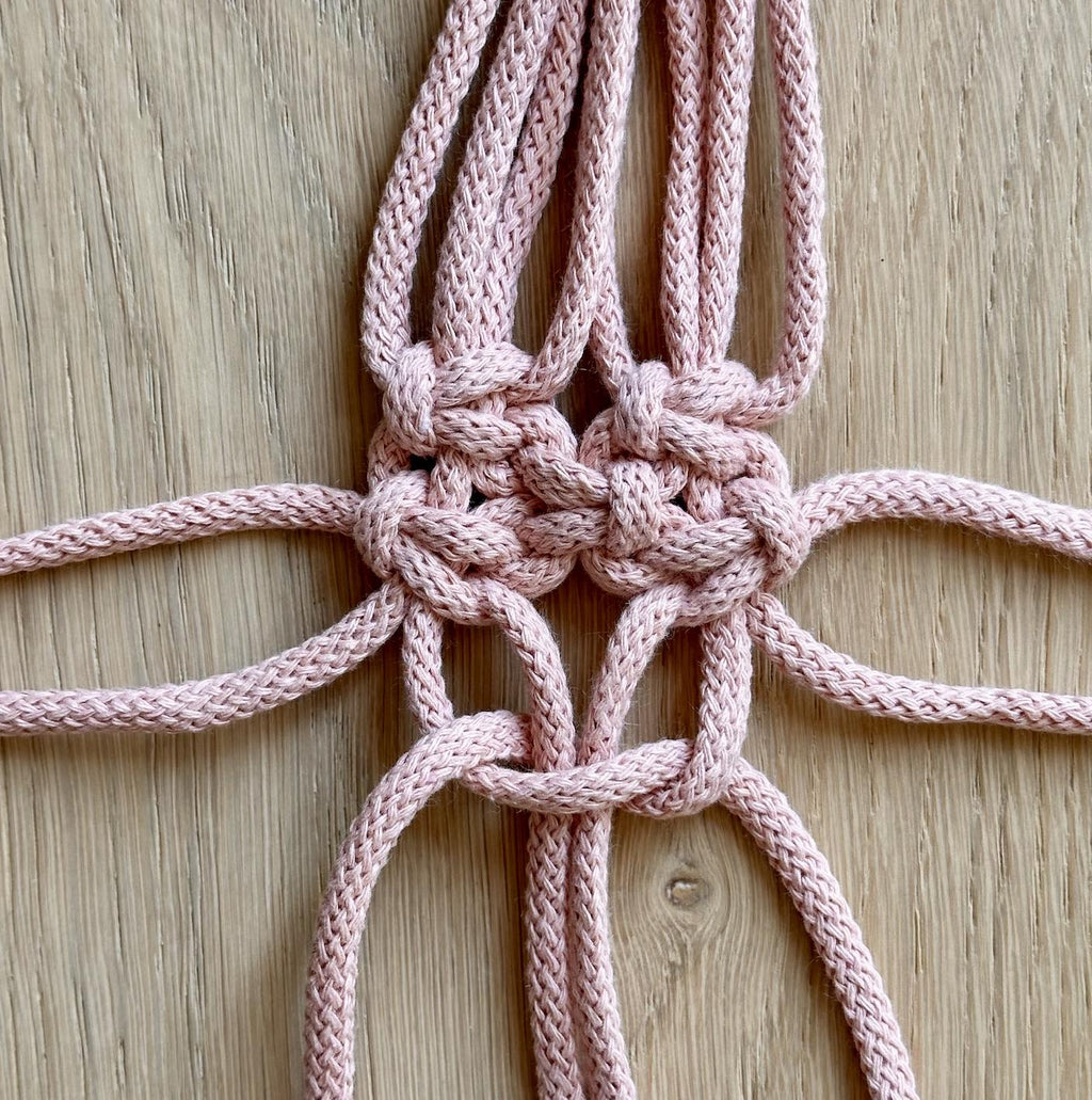 Macrame Plant Hanger Printable PDF Pattern - Beginners to Intermediate Level