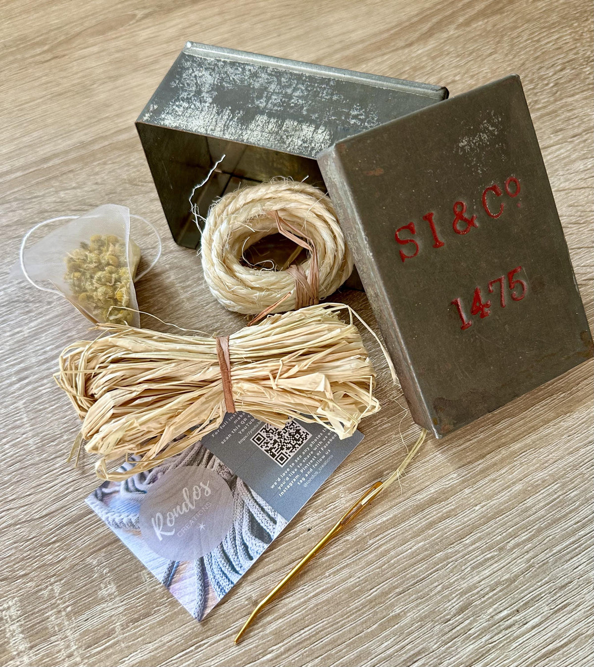 Make it Yourself Raffia Coaster Kit - in a Limited Edition Vintage Tin.