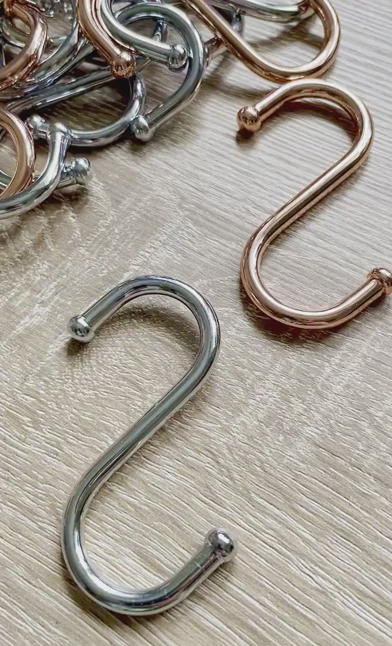 S Shaped Hook. Silver or Copper colour.